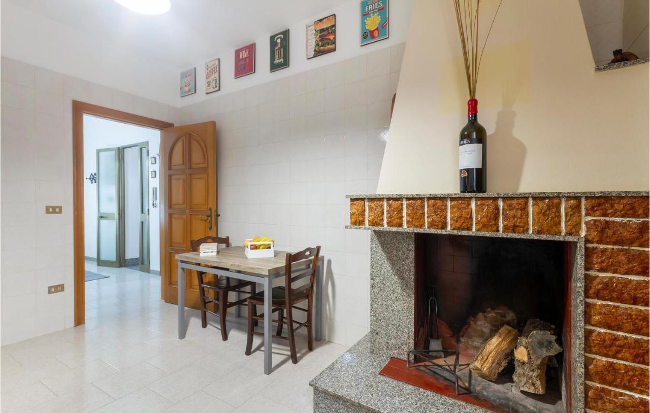 Lovely Apartment In Carovigno With Kitchen المظهر الخارجي الصورة