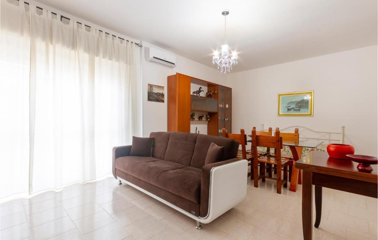 Lovely Apartment In Carovigno With Kitchen المظهر الخارجي الصورة