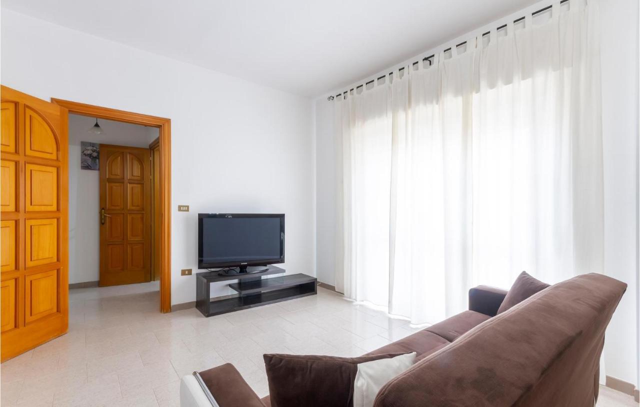 Lovely Apartment In Carovigno With Kitchen المظهر الخارجي الصورة