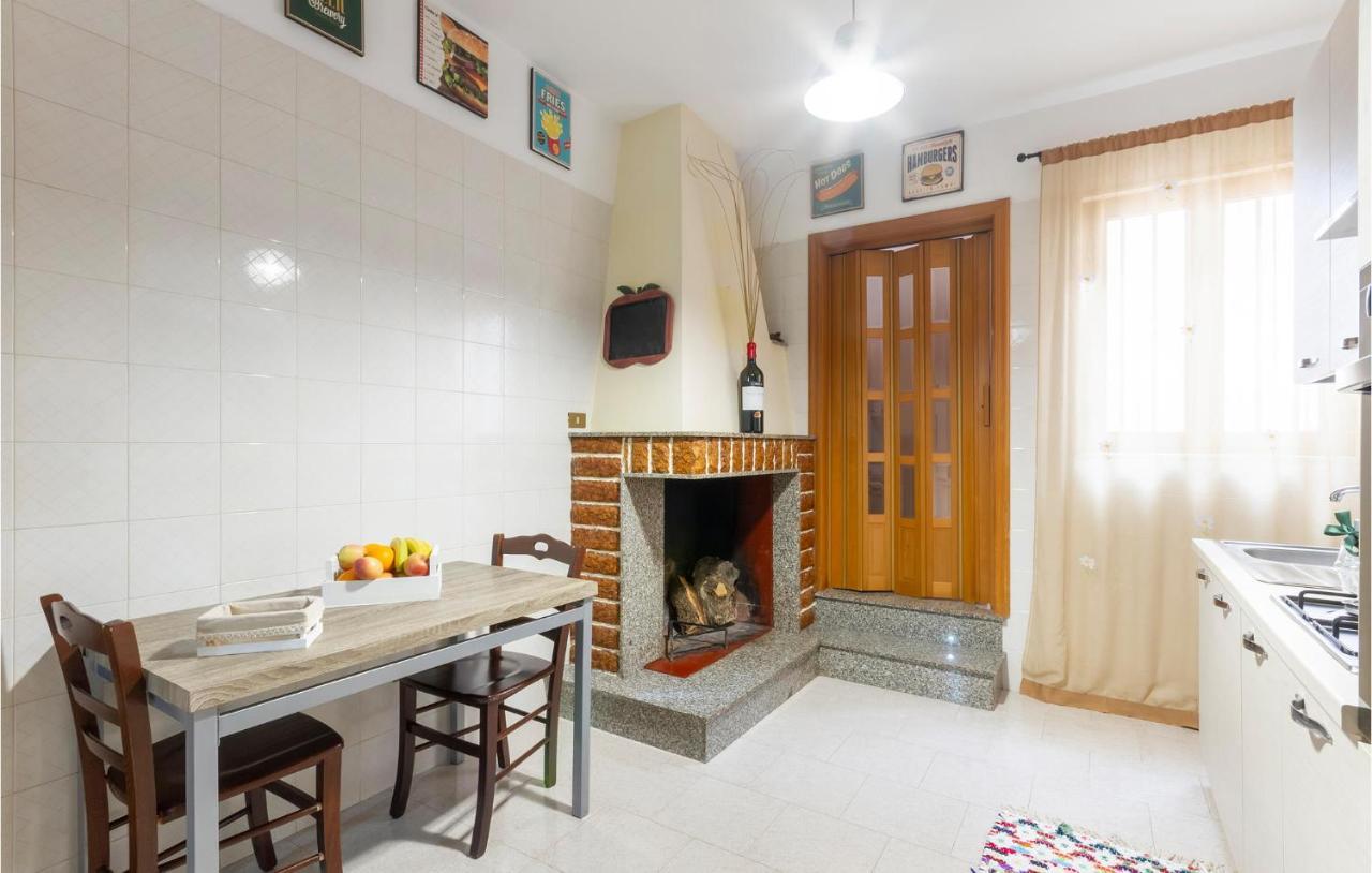 Lovely Apartment In Carovigno With Kitchen المظهر الخارجي الصورة