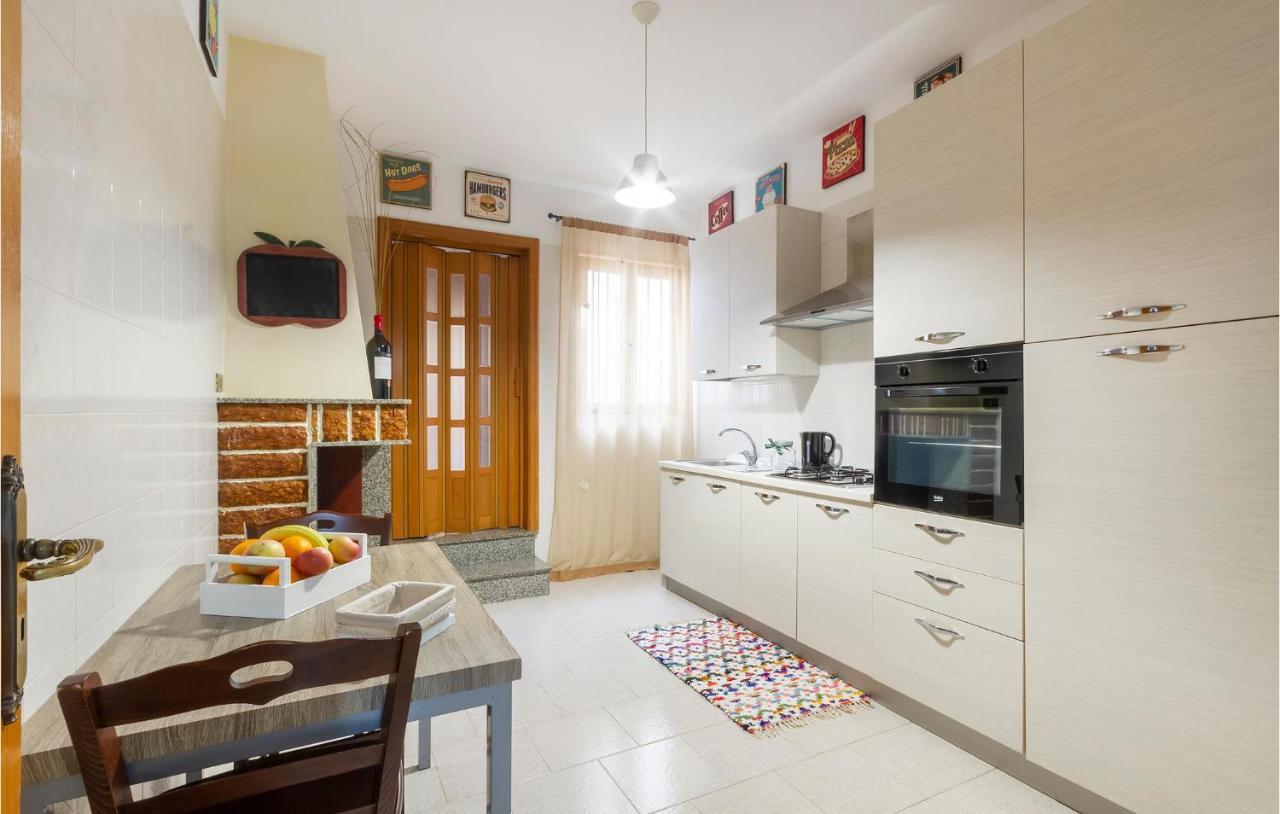 Lovely Apartment In Carovigno With Kitchen المظهر الخارجي الصورة